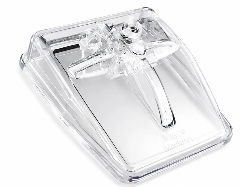 Tritan vacuum sealer with integrated mounting bracket, injection molded by DAPY